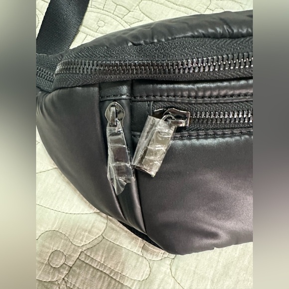 NWT Free People x Caraa Small Sling Hip Bag Black - Picture 5 of 8